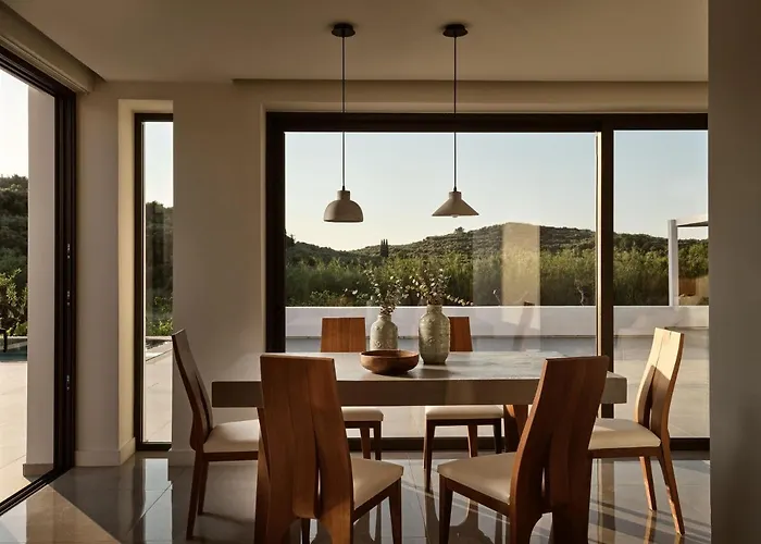 Drallos Luxury - Private Heated Pool & Large Groups, By Zantewize Вилла *