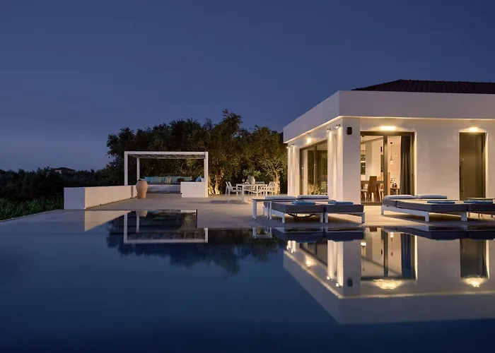 Вилла Drallos Luxury - Private Heated Pool & Large Groups, By Zantewize