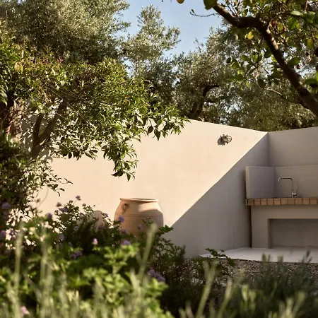 Drallos Luxury Villa *