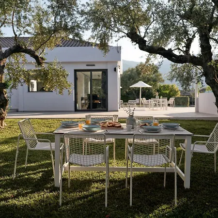 Drallos Luxury - Private Heated Pool & Sleeps 15, By Zantewize * Alykanas (Zakynthos)