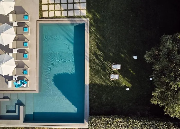 Villa Drallos Luxury - Private Heated Pool & Large Groups, By Zantewize