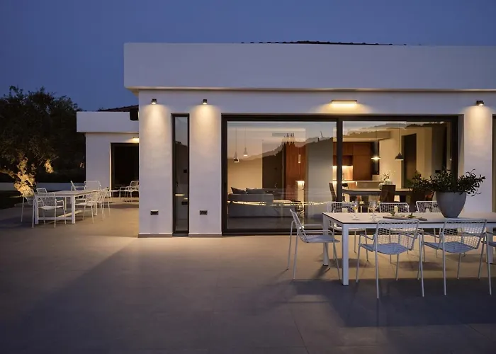 Drallos Luxury - Private Heated Pool & Large Groups, By Zantewize Villa Alykanas (Zakynthos)