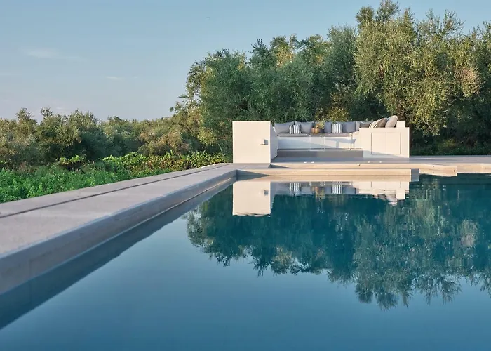 Drallos Luxury - Private Heated Pool & Large Groups, By Zantewize Villa *